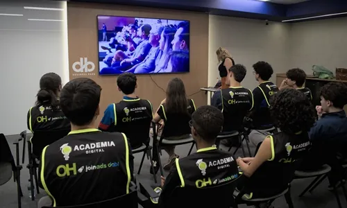 Turma do Programa Emprego e Futuro em sala de aula