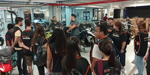Turma do Programa Emprego e Futuro em atividade (8)